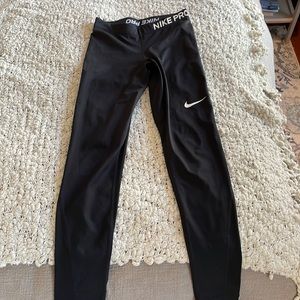 Nike Pro Dri-fit full length legging